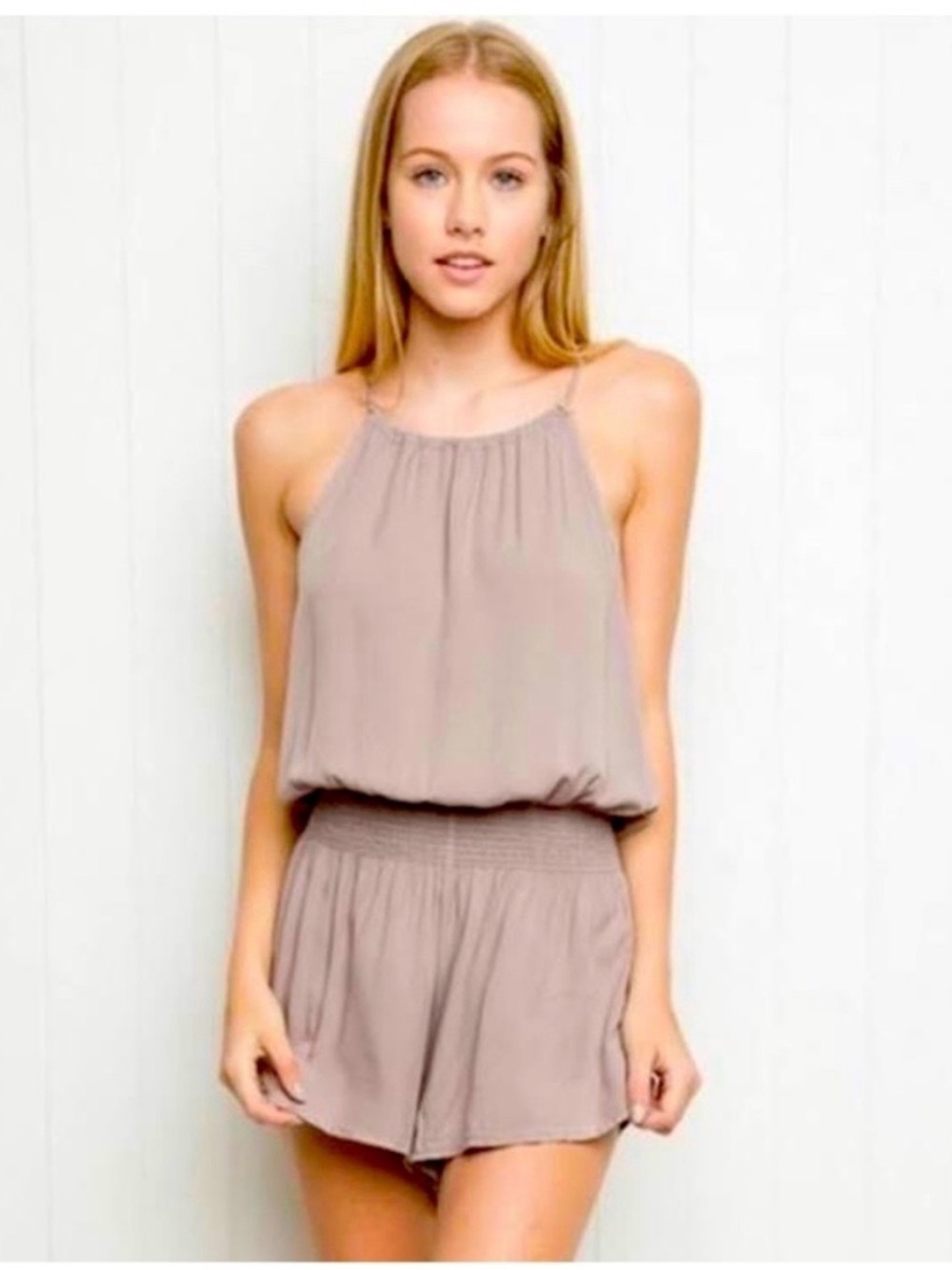 New. Brandy Melville Blanche
Romper Gray